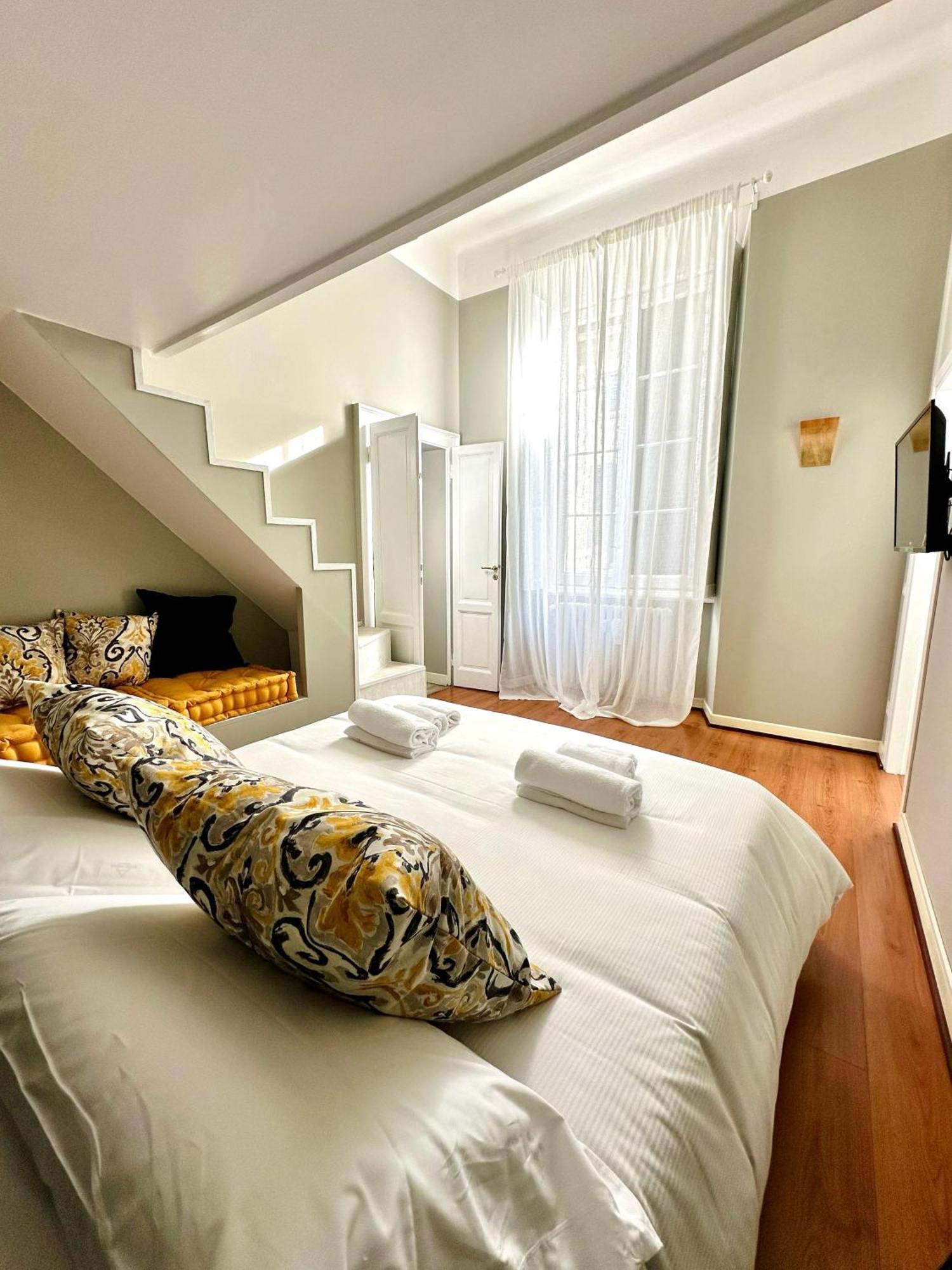 Nerino House, Elegante E Tranquillo Appartamento A 5 Minuti Dal Duomo Milánó Kültér fotó