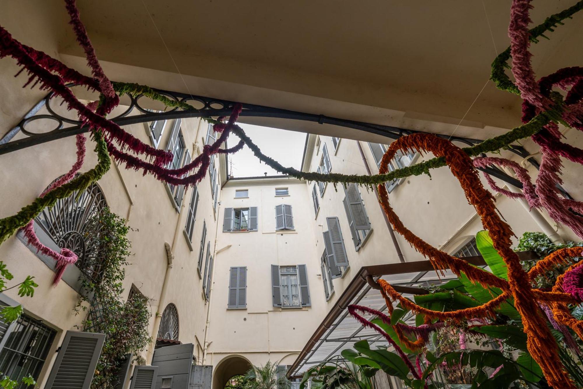 Nerino House, Elegante E Tranquillo Appartamento A 5 Minuti Dal Duomo Milánó Kültér fotó